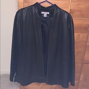 Women’s xl leather jacket